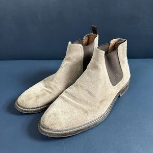 Men’s 1901 Grey Suede Chelsea Boots - 15